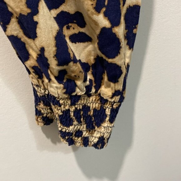 Katies Leopard Pant Relaxed Fit Pull-on Crop pant Size 8 - Picture 3 of 13